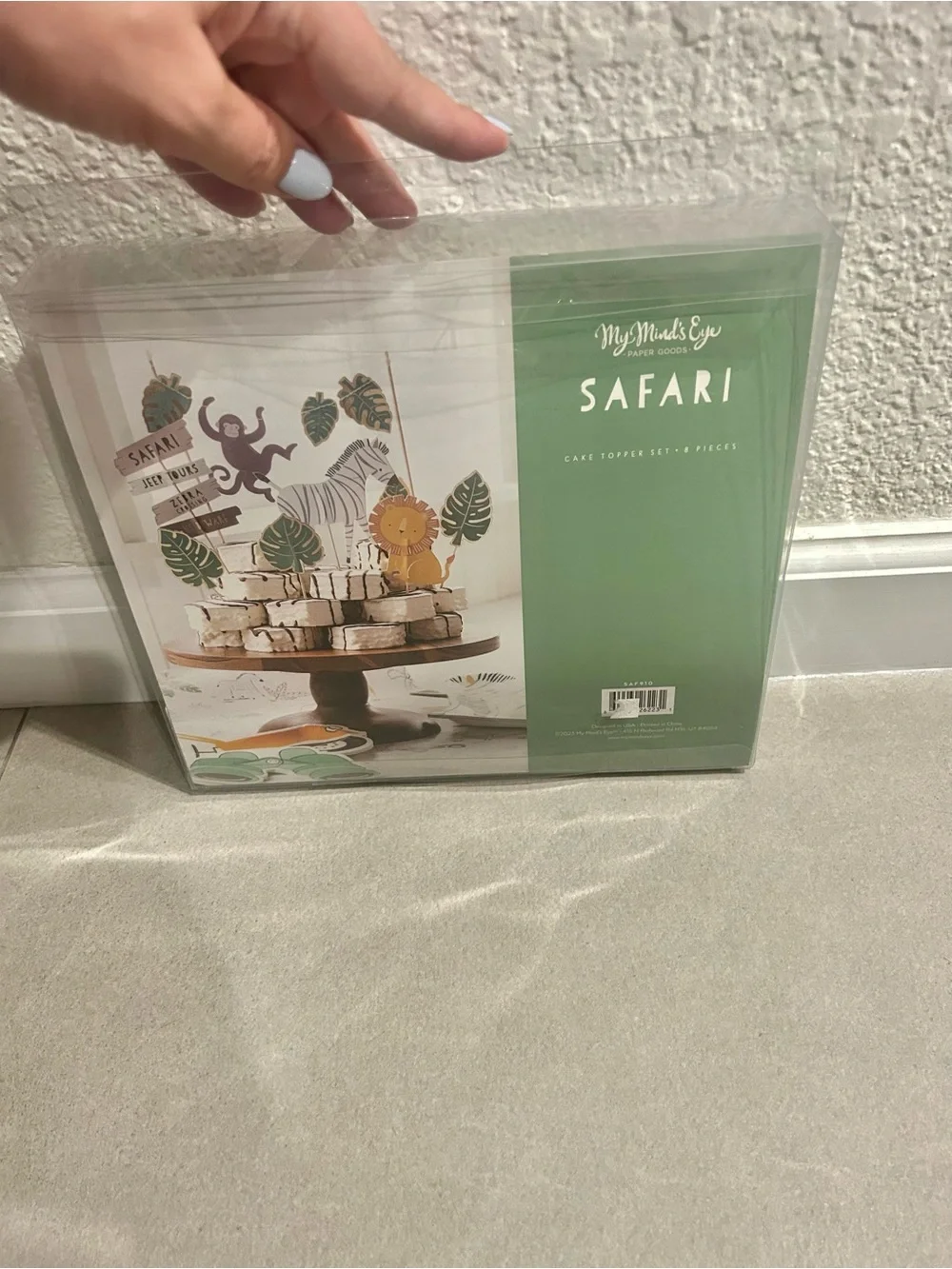 Safari Decorative cake topper set  - Jungle Animals & Leaves